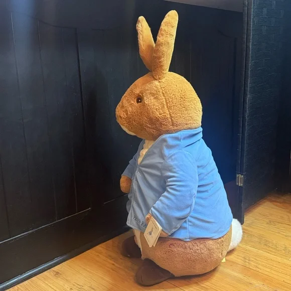 Easter Peter Rabbit Beatrix Potter 2008 32” Tall NWT - Picture 3 of 11